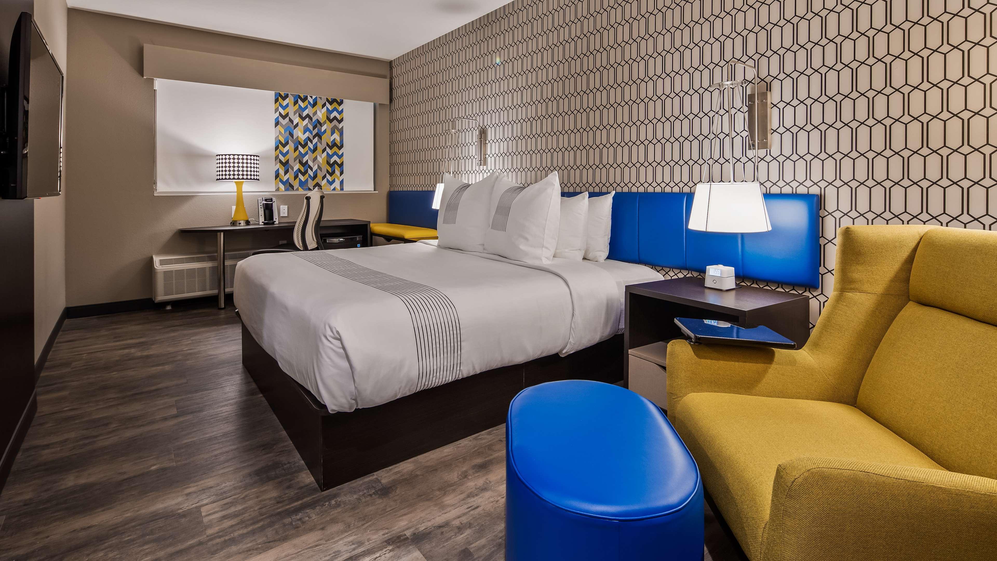 Glo Best Western Tulsa-Catoosa East Route 66 Eksteriør bilde