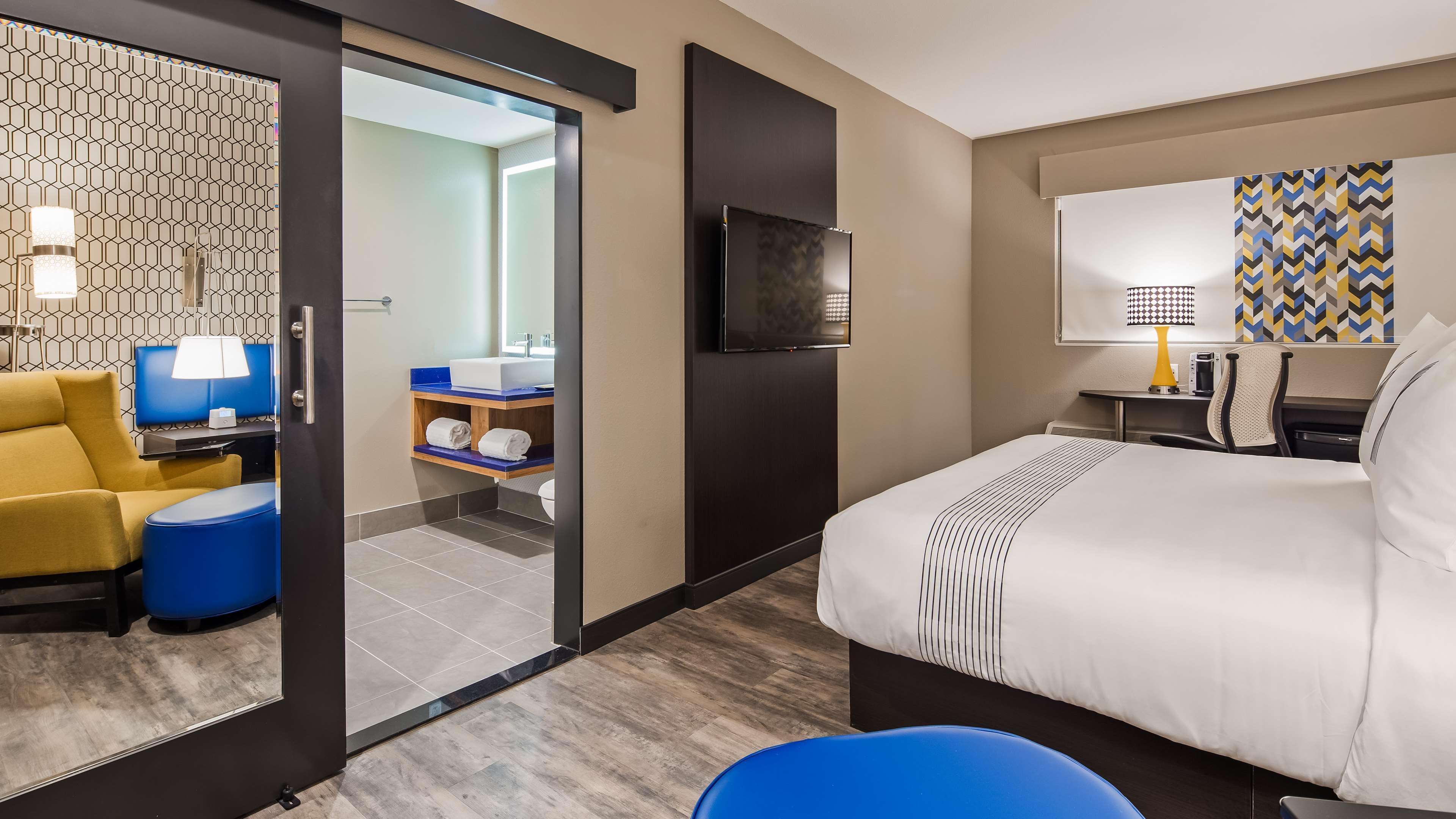 Glo Best Western Tulsa-Catoosa East Route 66 Eksteriør bilde
