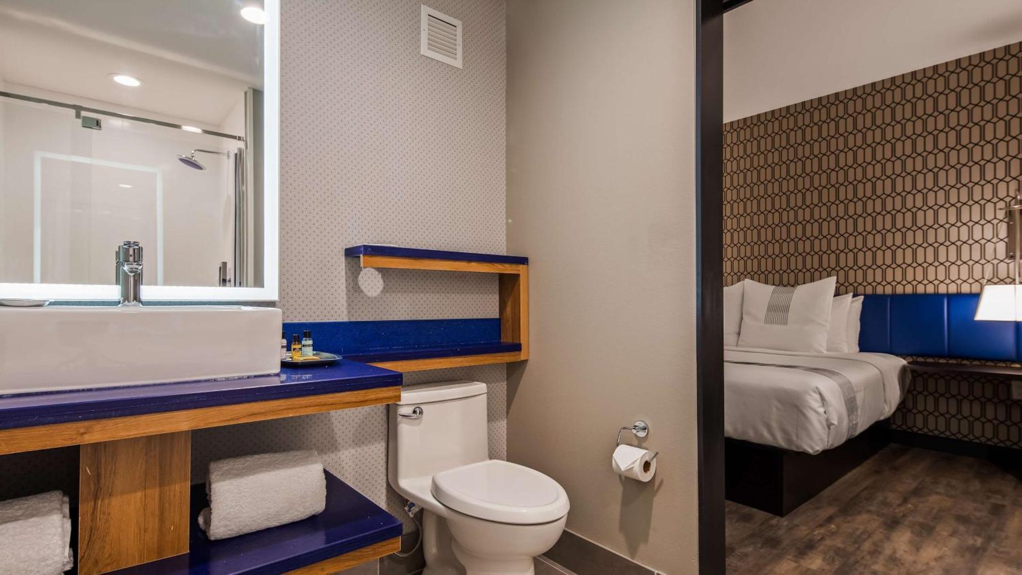Glo Best Western Tulsa-Catoosa East Route 66 Eksteriør bilde